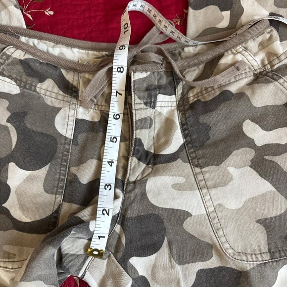 vintage camouflage camo cargo pants with tie waist - Picture 3 of 7